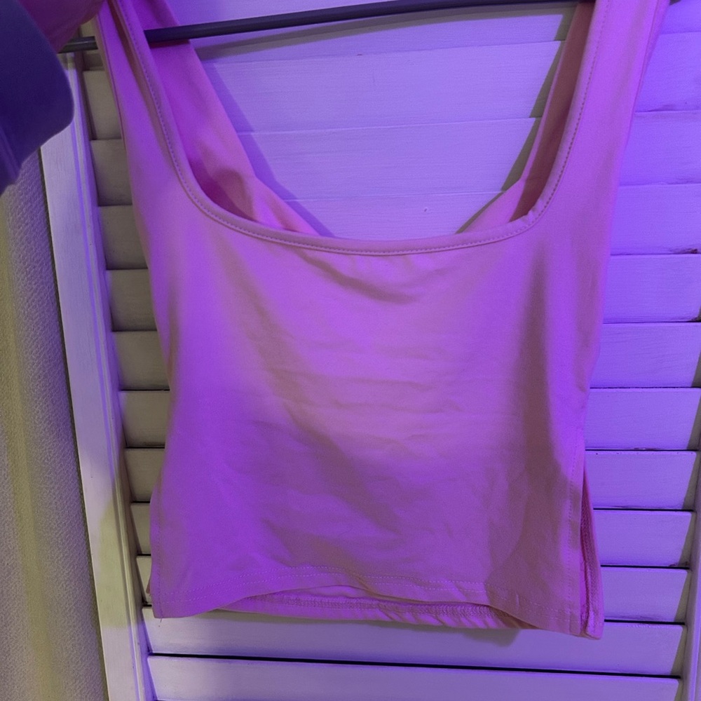 Pink top - Picture 2 of 3